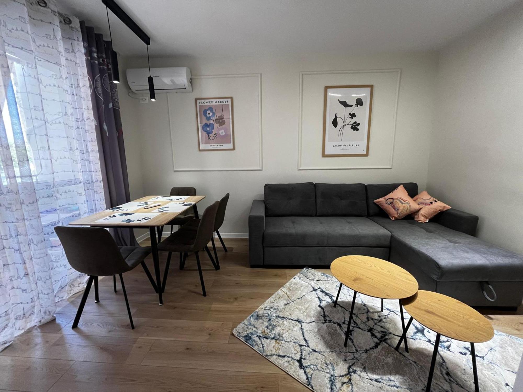 Charming Comfort Apartment Tirana Exterior photo